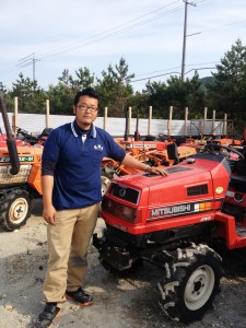 KHS manager and used tractor